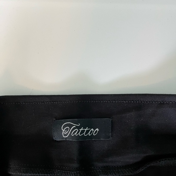 NWOT Eclipse Tattoo seriously slimming black mini skirt size small - Picture 2 of 3